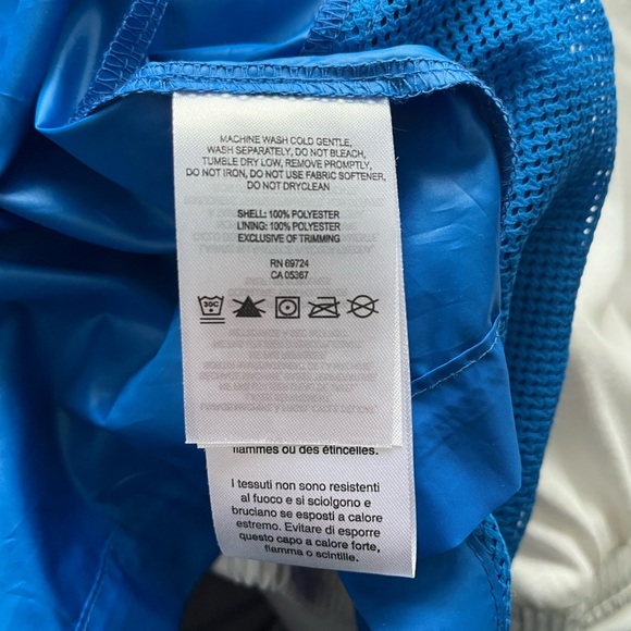 Columbia Blue Lightweight Zip-Up Jacket
Women’s Medium - Picture 6 of 6